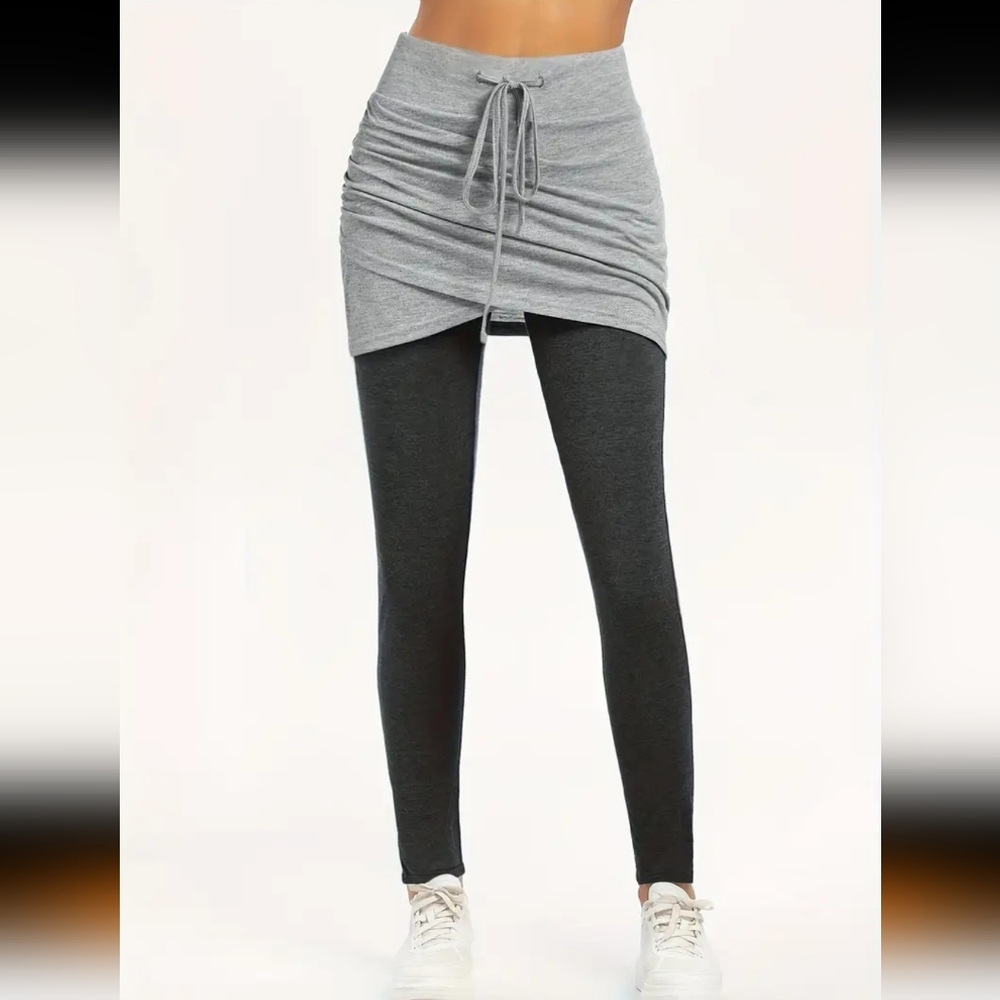 Women's Plus Size layered leggings w/ skirt